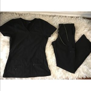 Medcouture Activate Scrub Set